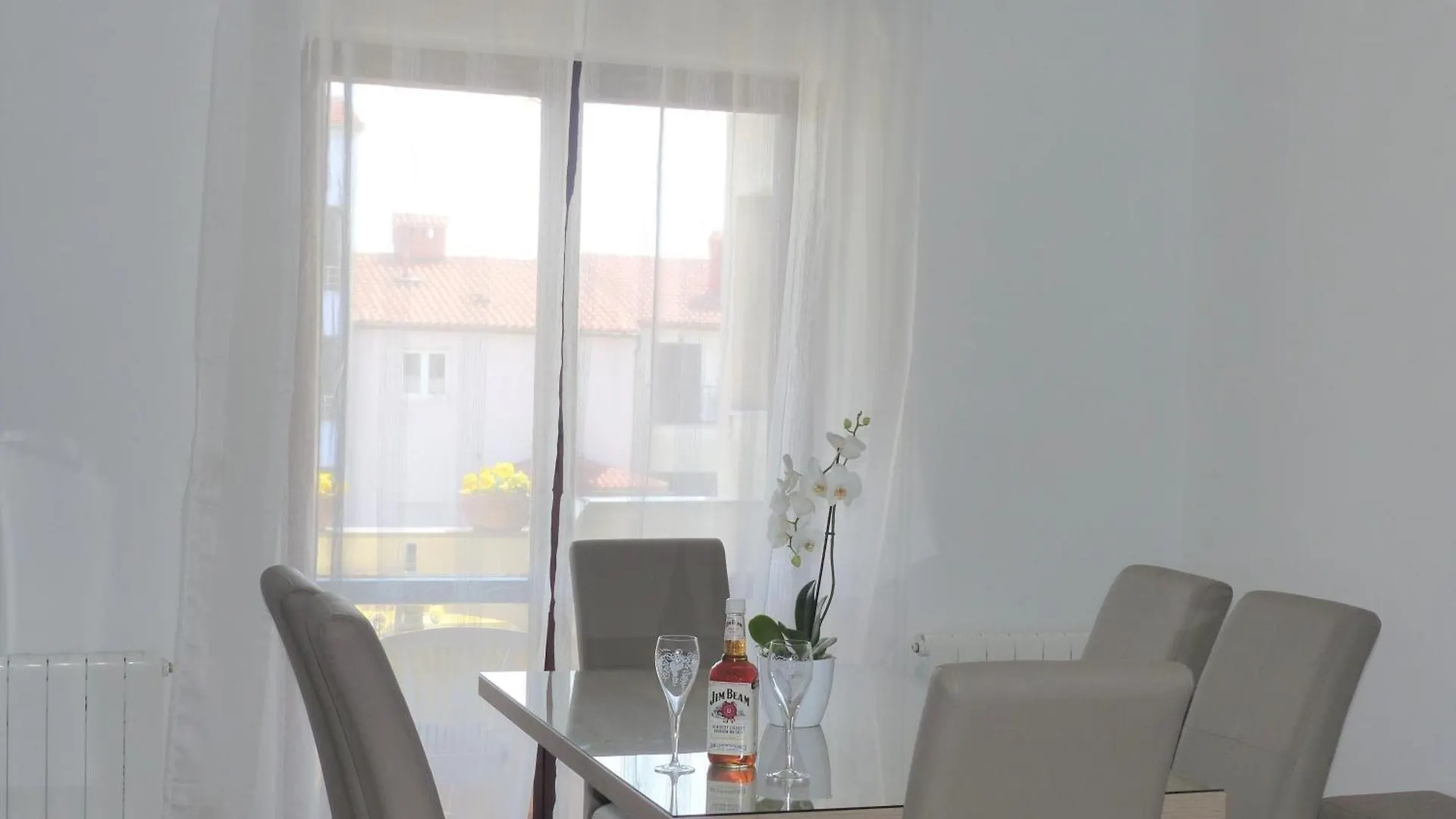 Charming Apartments In プーラ