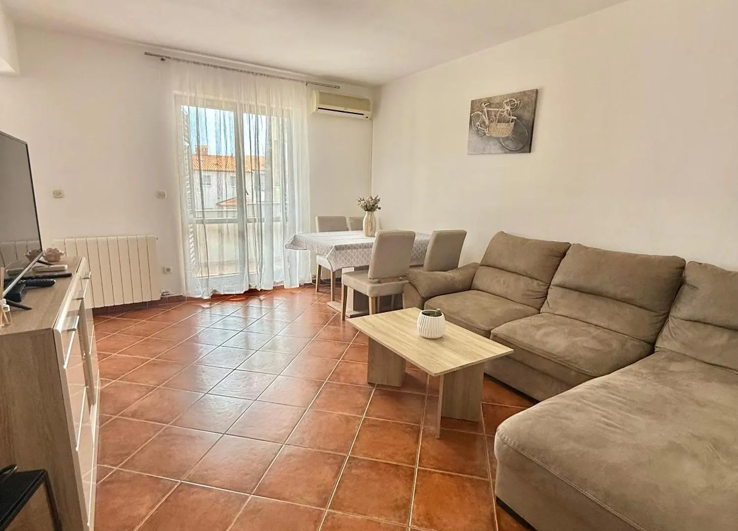 Charming Apartments In プーラ